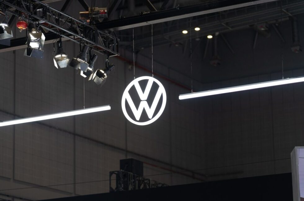 Volkswagen e JSW in trattative