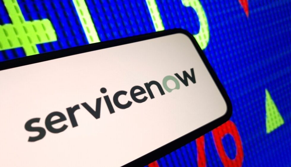 Logo di ServiceNow e BusinessNext