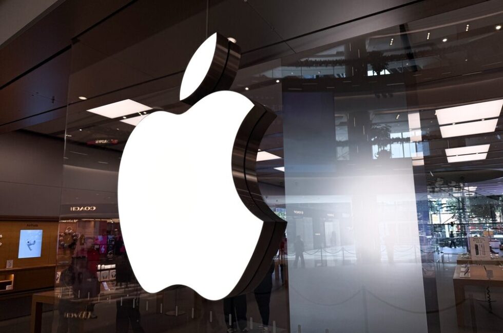 Apple chiede ingiunzione contro OpenAI